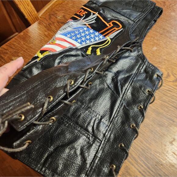 DIAMOND PLATE NWT MENS 100% AUTHENTIC LEATHER LACED BIKER VEST SIZE MEDIUM - Picture 11 of 11